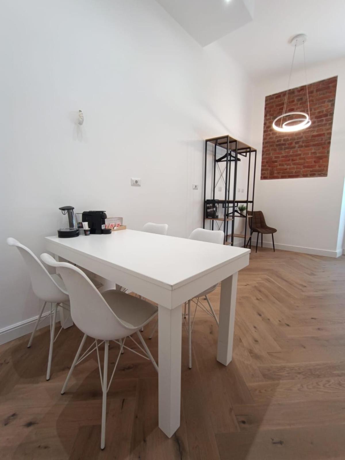 Be-C0 Centrale New Double Suite Milano Ngoại thất bức ảnh